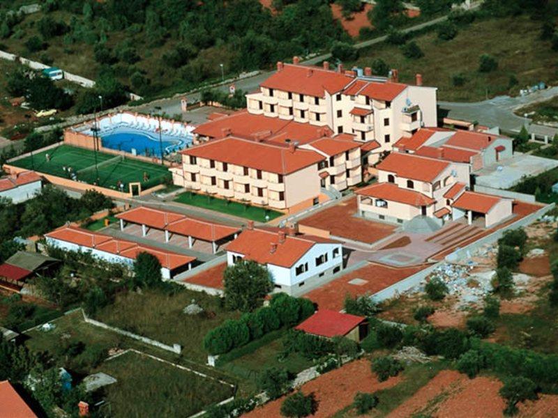 Hotel Villa Letan Fažana Kültér fotó