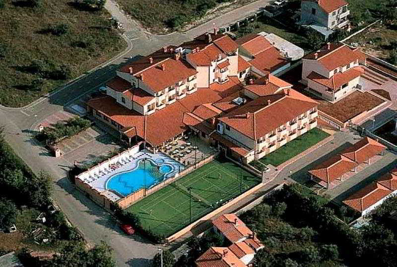 Hotel Villa Letan Fažana Kültér fotó